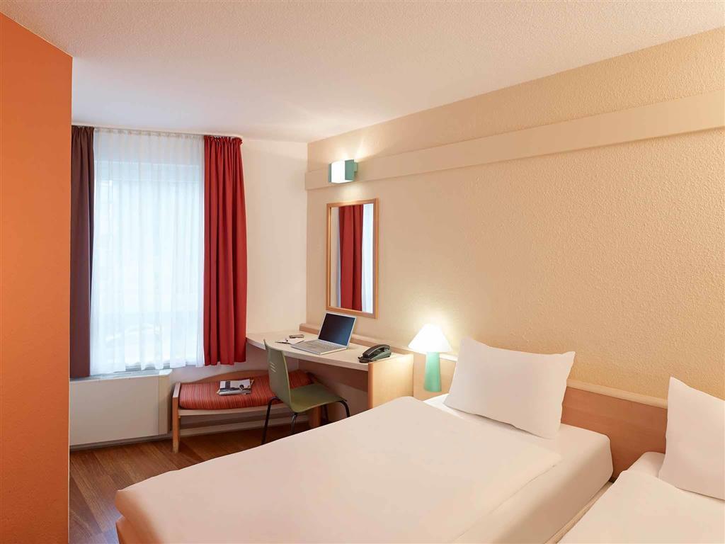 Ibis Koeln Centrum Экстерьер фото