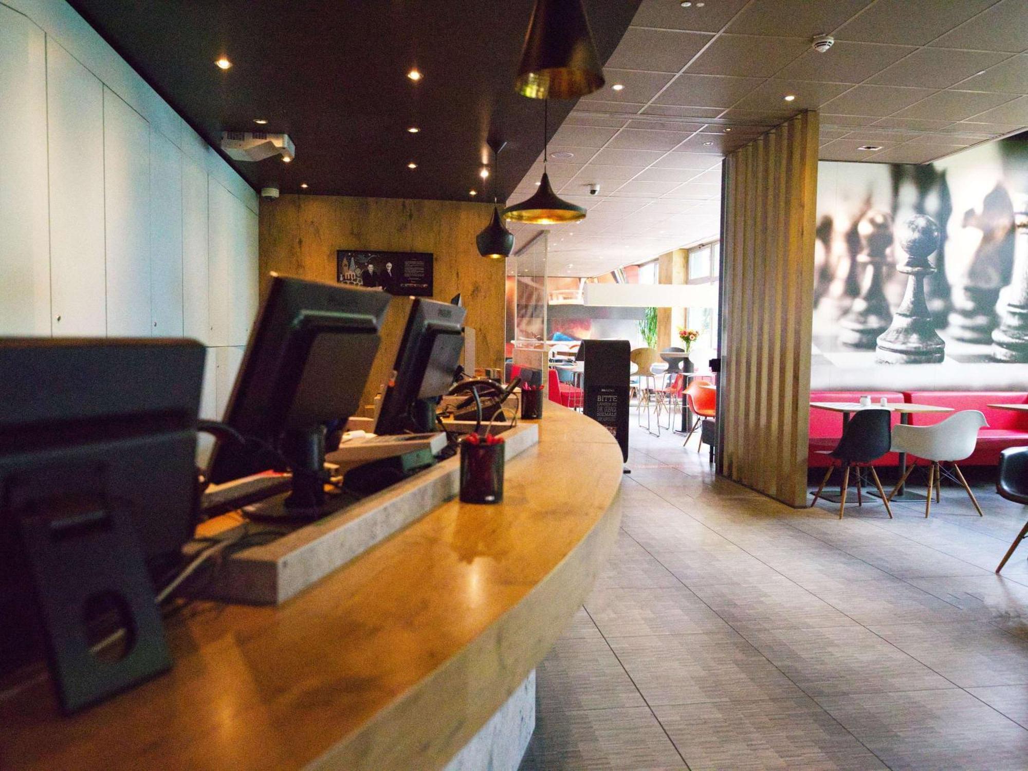Ibis Koeln Centrum Экстерьер фото