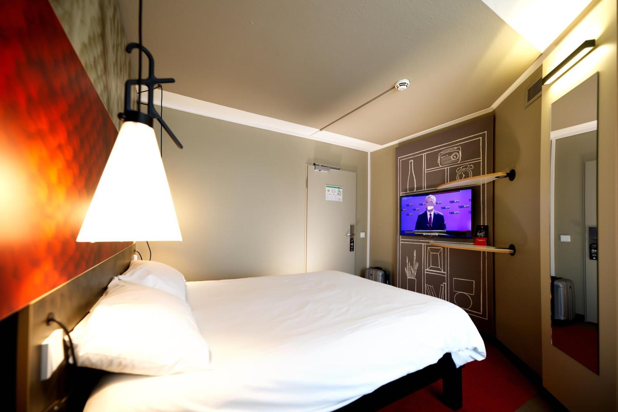Ibis Koeln Centrum Экстерьер фото