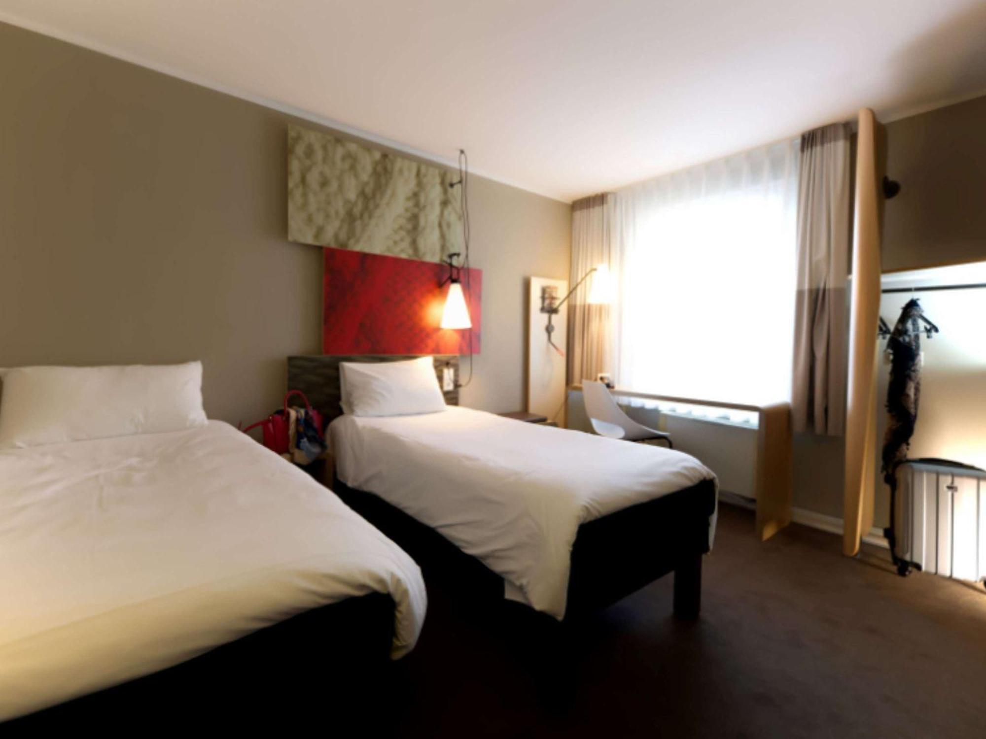 Ibis Koeln Centrum Экстерьер фото