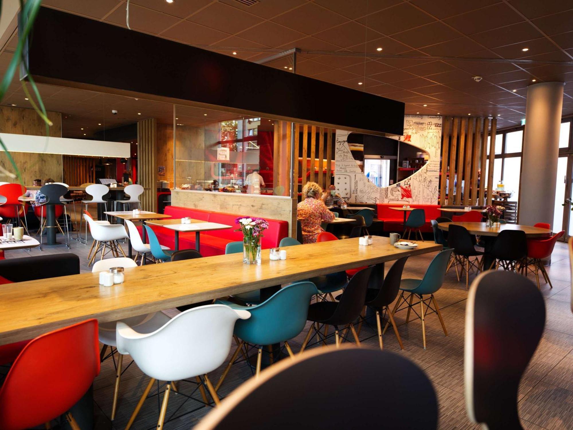 Ibis Koeln Centrum Экстерьер фото