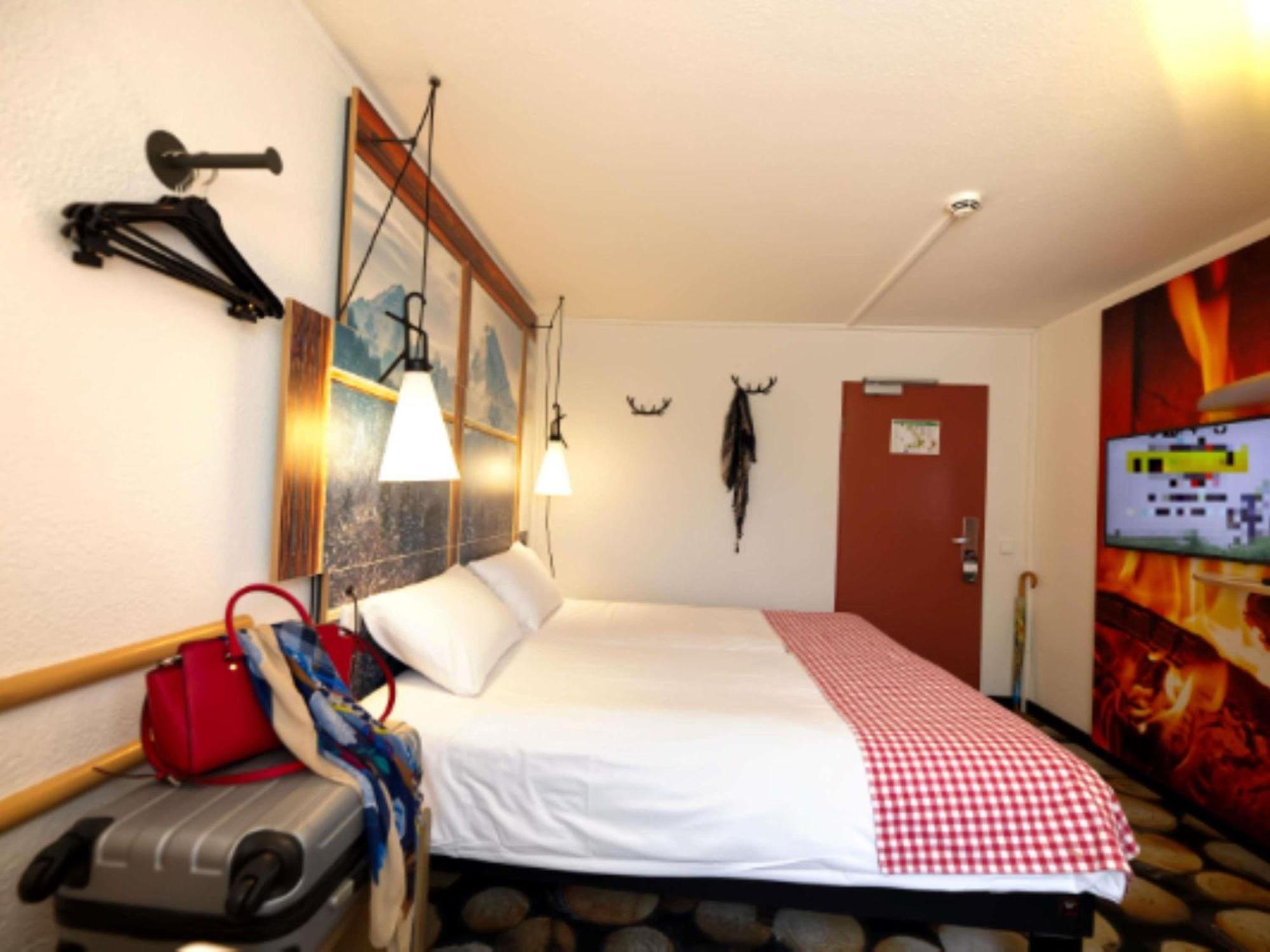 Ibis Koeln Centrum Экстерьер фото