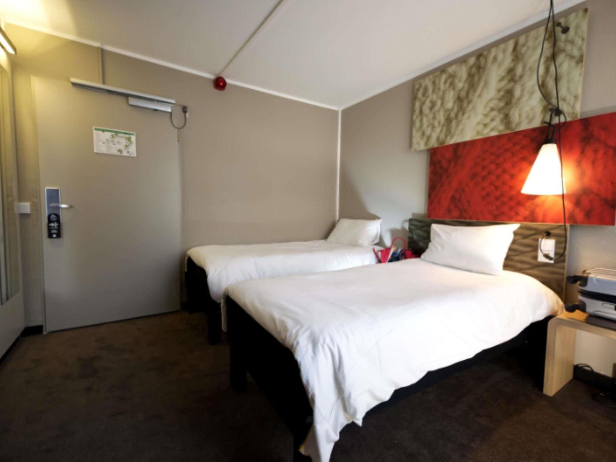 Ibis Koeln Centrum Экстерьер фото