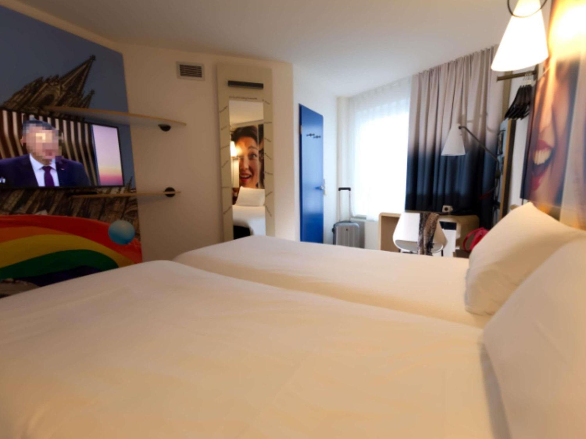 Ibis Koeln Centrum Экстерьер фото
