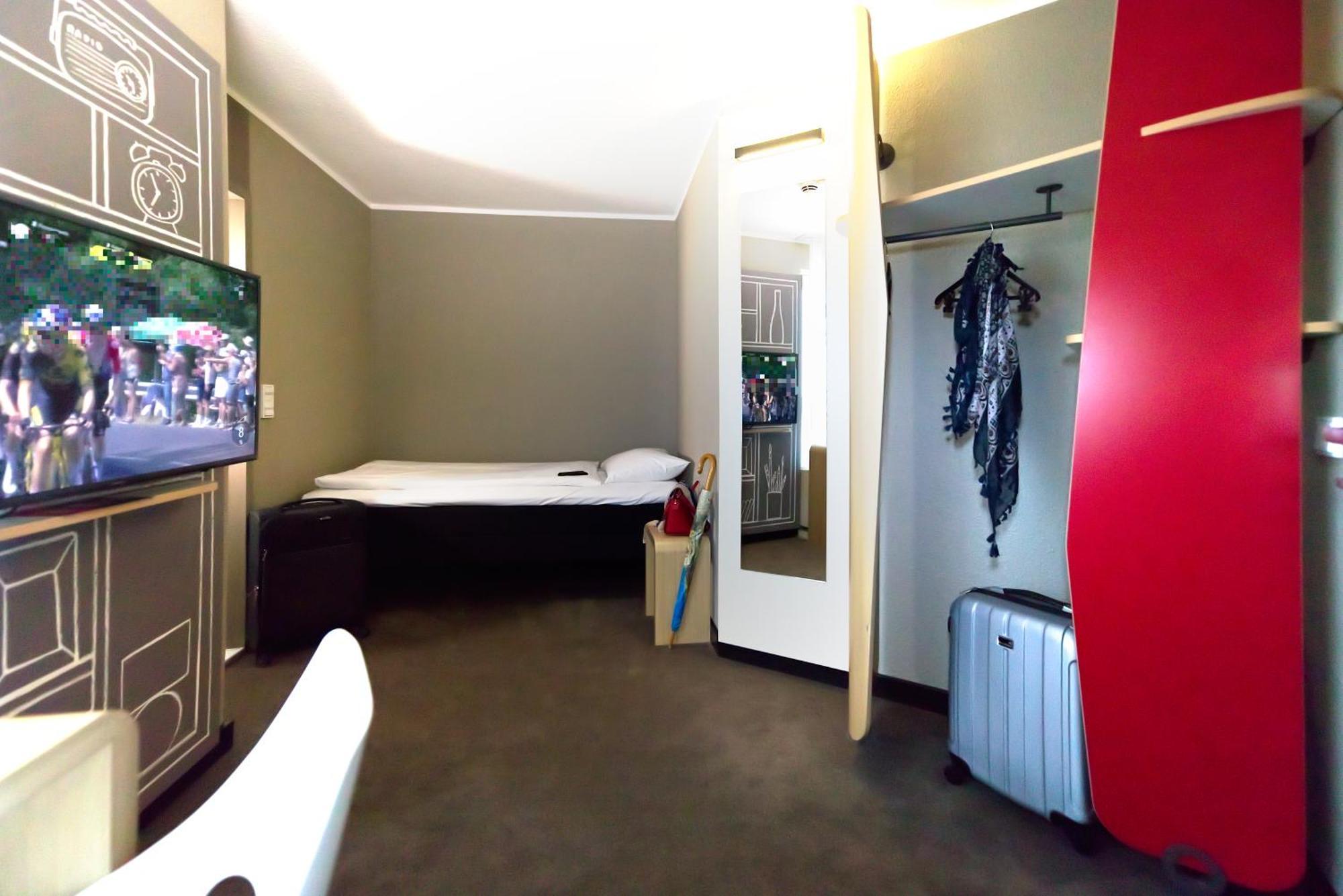 Ibis Koeln Centrum Экстерьер фото