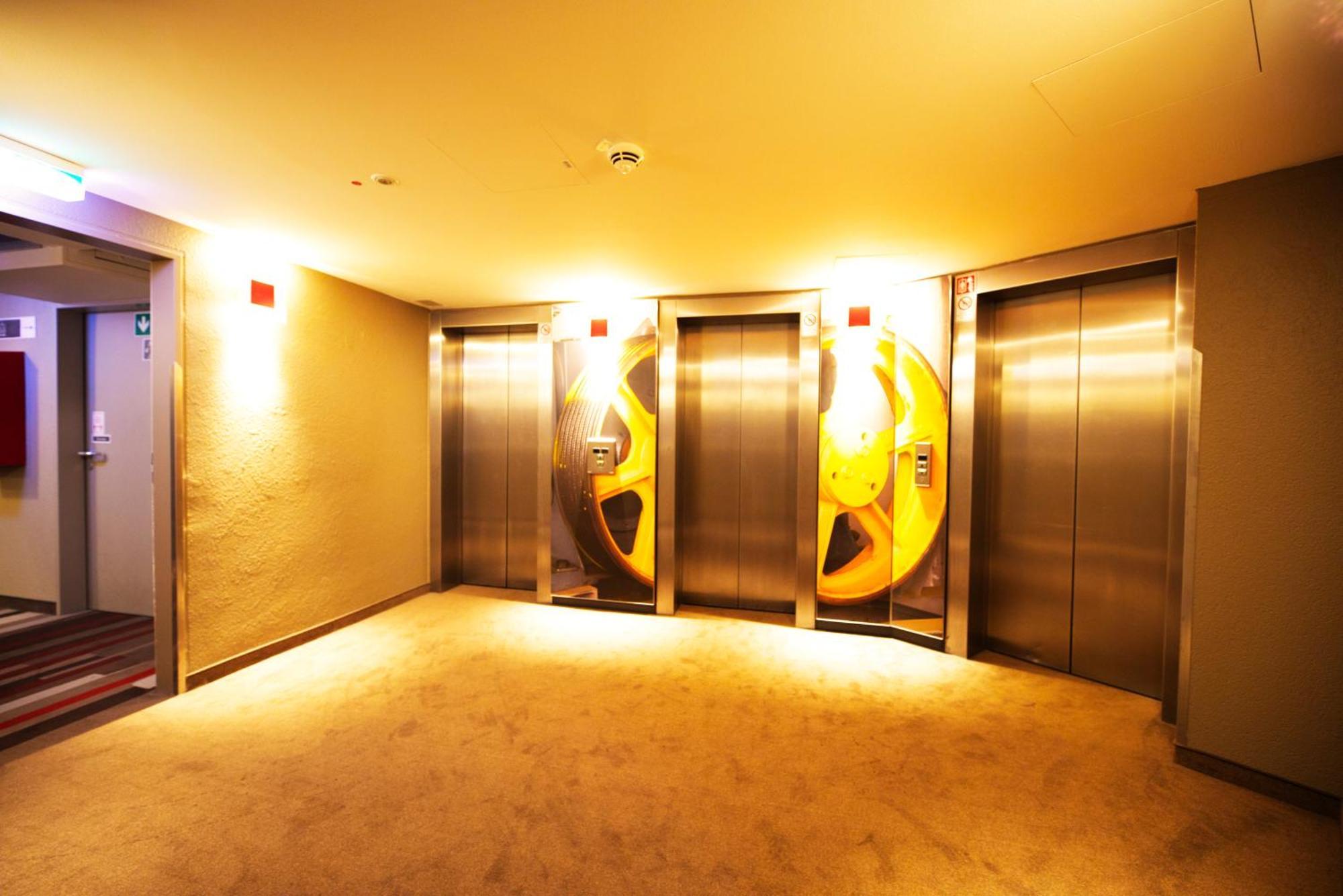 Ibis Koeln Centrum Экстерьер фото